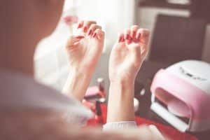 Manucure avec ongle décorés