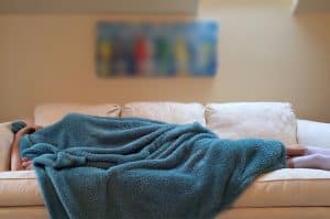 Dormir mal sur la canapé