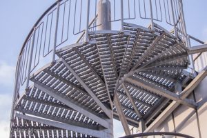 Escalier en caillebotis tournant